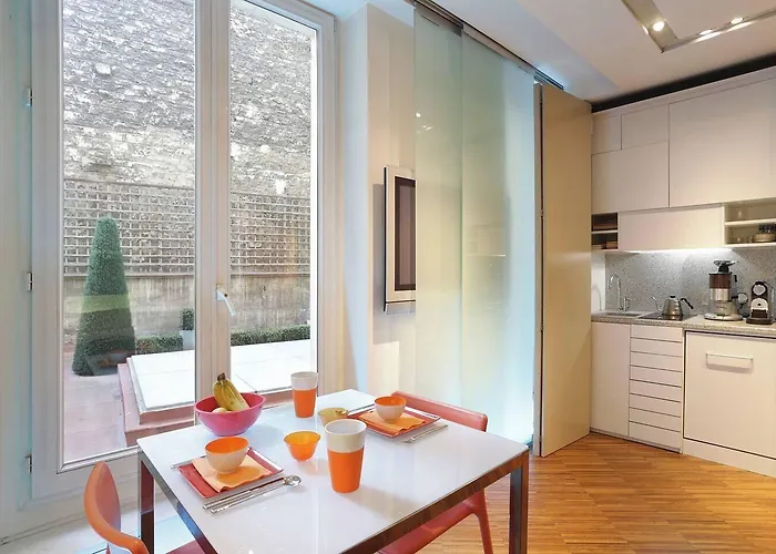 Apartment Terrace Matignon *