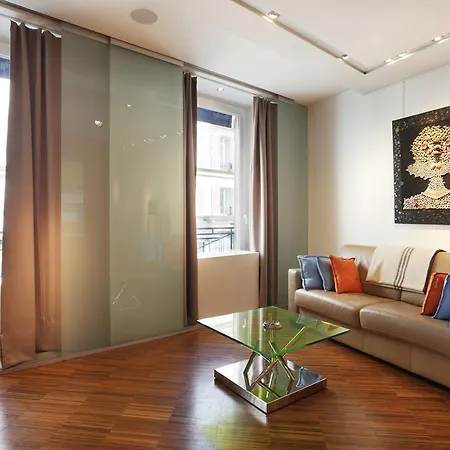 Terrace Matignon Apartment *